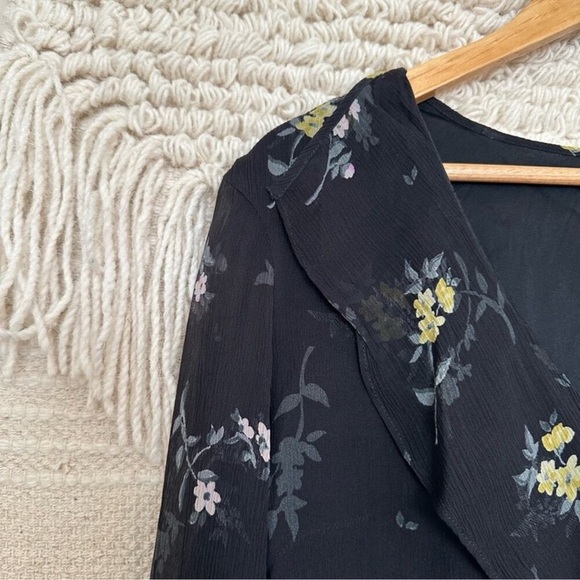 St John Floral Blouse - Picture 2 of 6